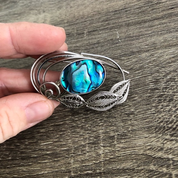 Vtg Abalone Filigree Leaf Detailed Brooch - Picture 12 of 12